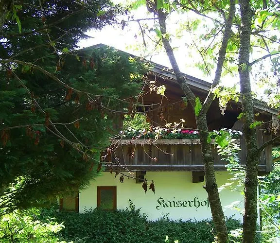 Kaiserhof Apartman *