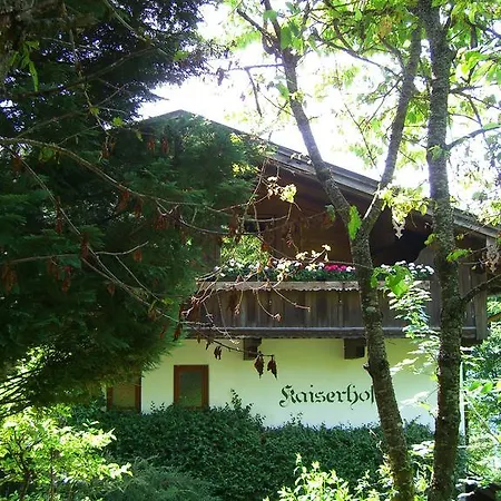 凯瑟霍夫公寓 公寓 *